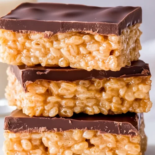 Chocolate Peanut Butter Rice Krispie Bars: An Easy No-Bake Crunchy Treat 2 Homemade chocolate peanut butter rice krispie bars recipe